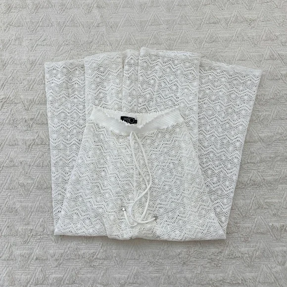 Worn twice PATBO white crochet beach pants - Picture 3 of 5